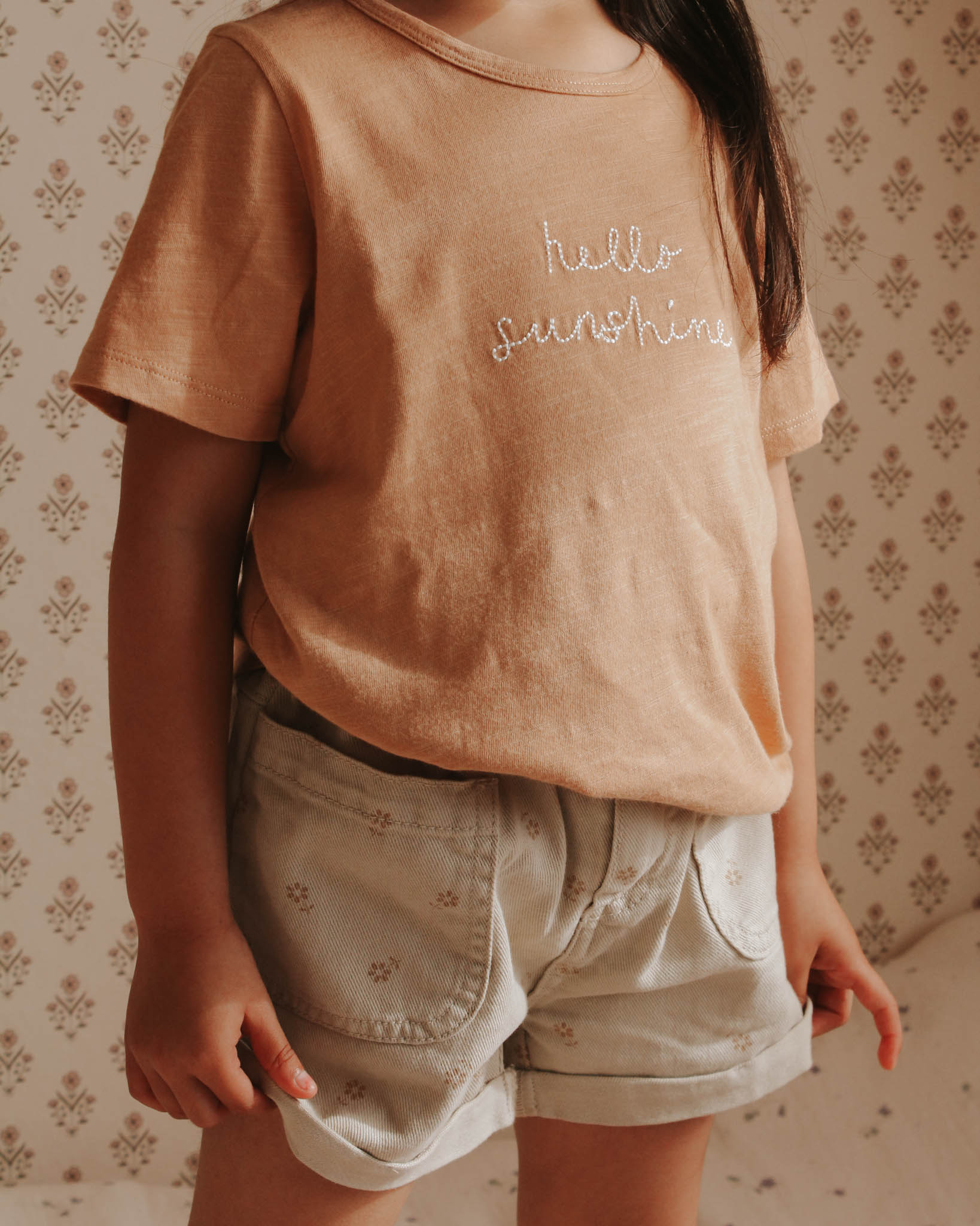 Basic Tee || Hello Sunshine