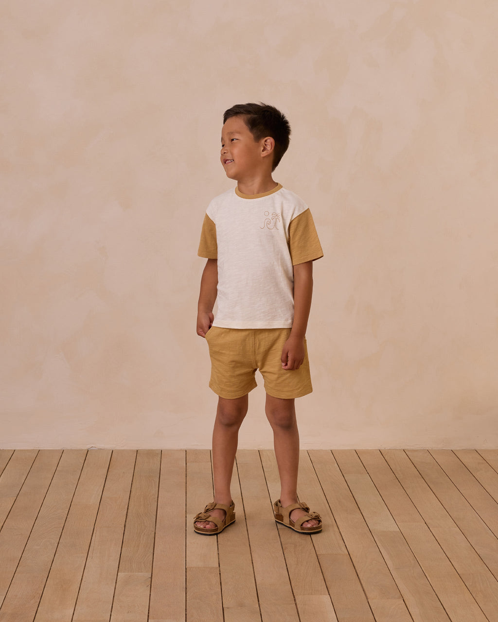 Contrast Short Sleeve Tee || Summer Vibes