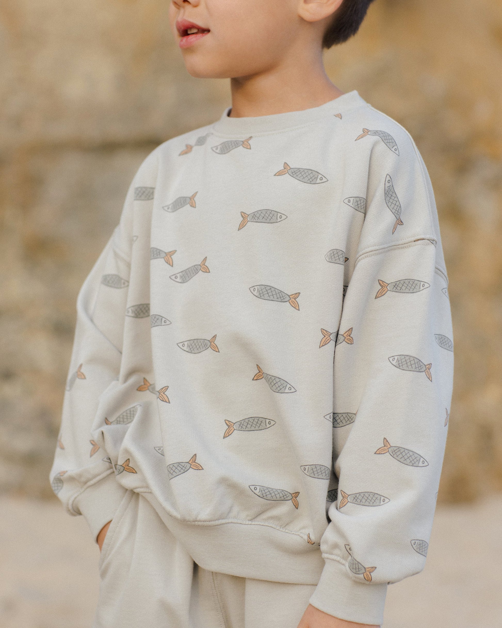 Sweatshirt || Sardines